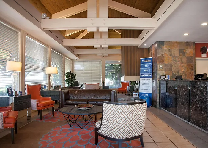 Best Western Village Inn