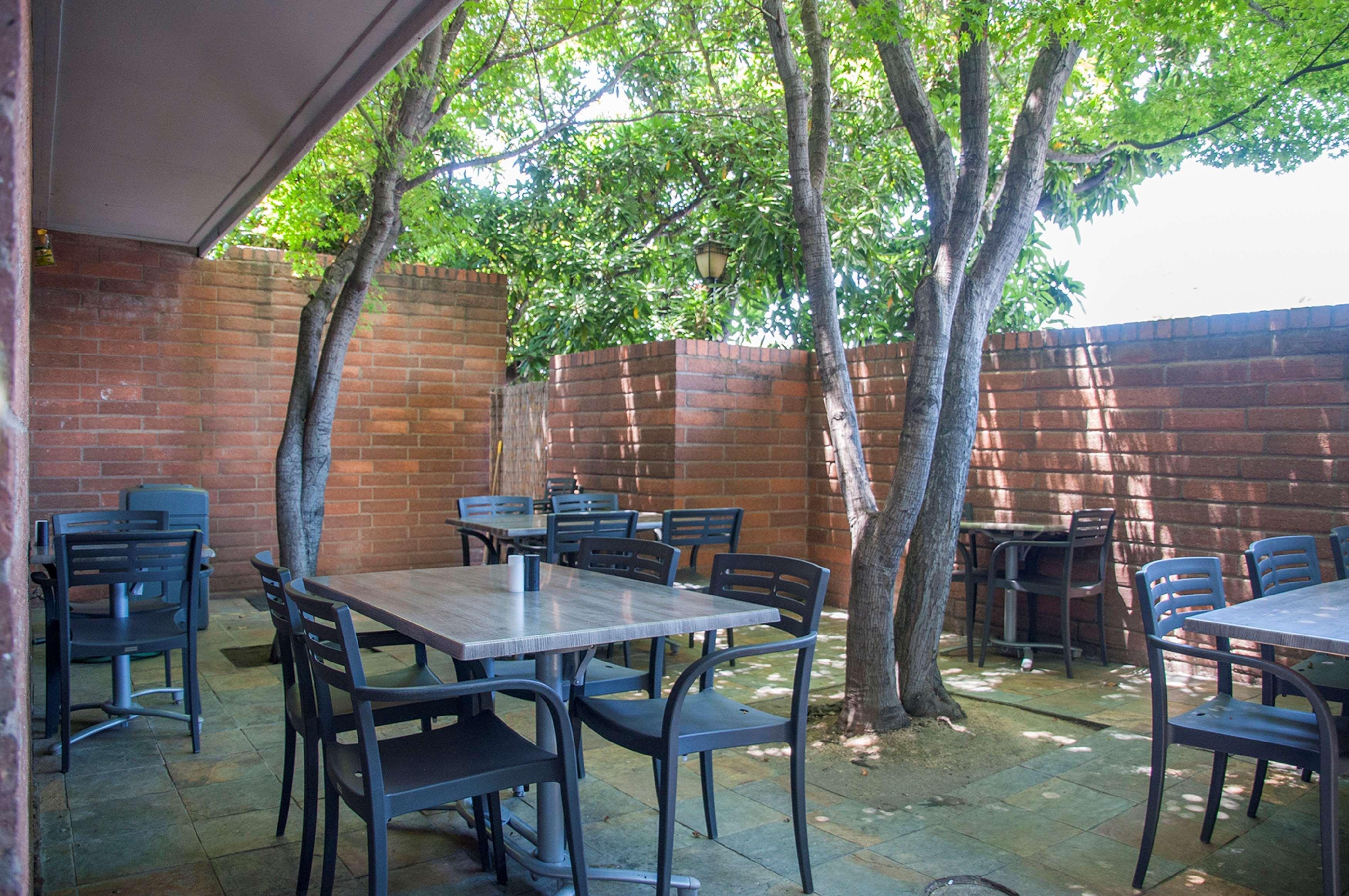 Western Village Hotel 3*