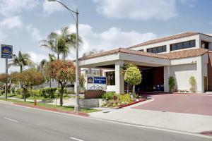 Western Village 3* Fresno